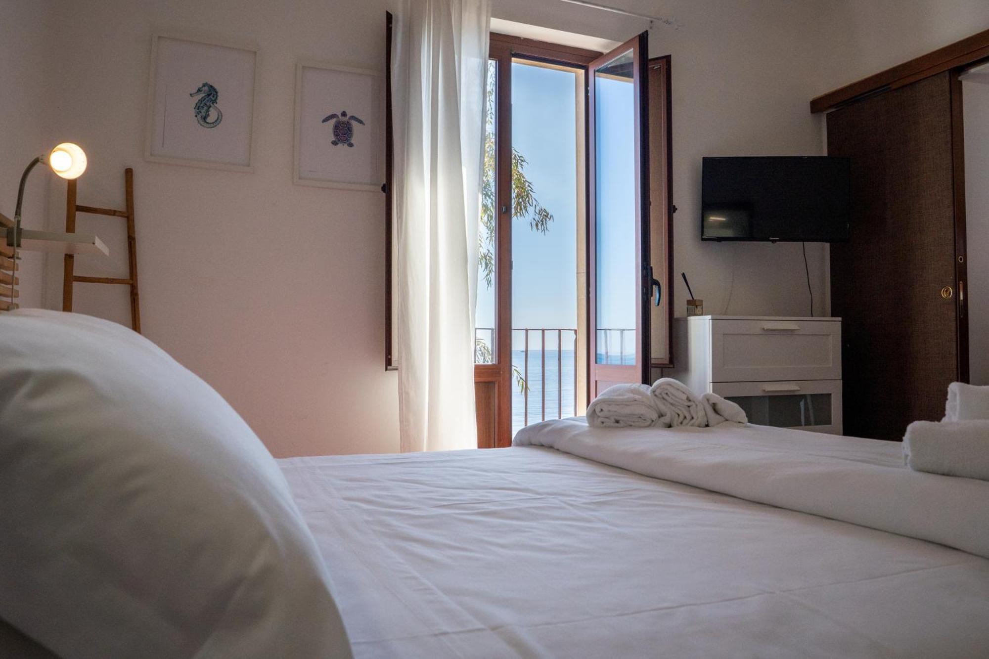 Casa Scala Hotel Acireale Exterior foto
